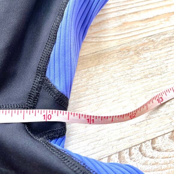 Peloton Show Up Rib‎ Colorblock Legging | Black/Blue Small - Picture 6 of 7